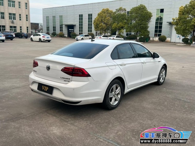 22年大众凌渡轿车抵押车出售