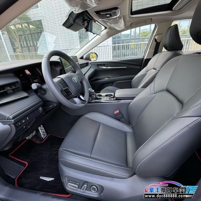 25年丰田凯美瑞轿车抵押车出售