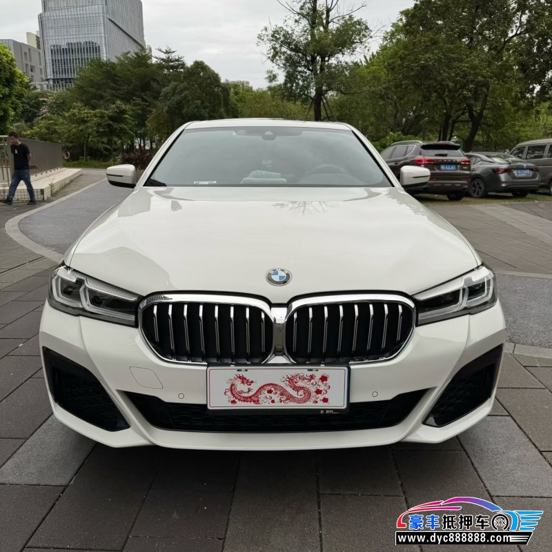 抵押车出售23年宝马5系轿车