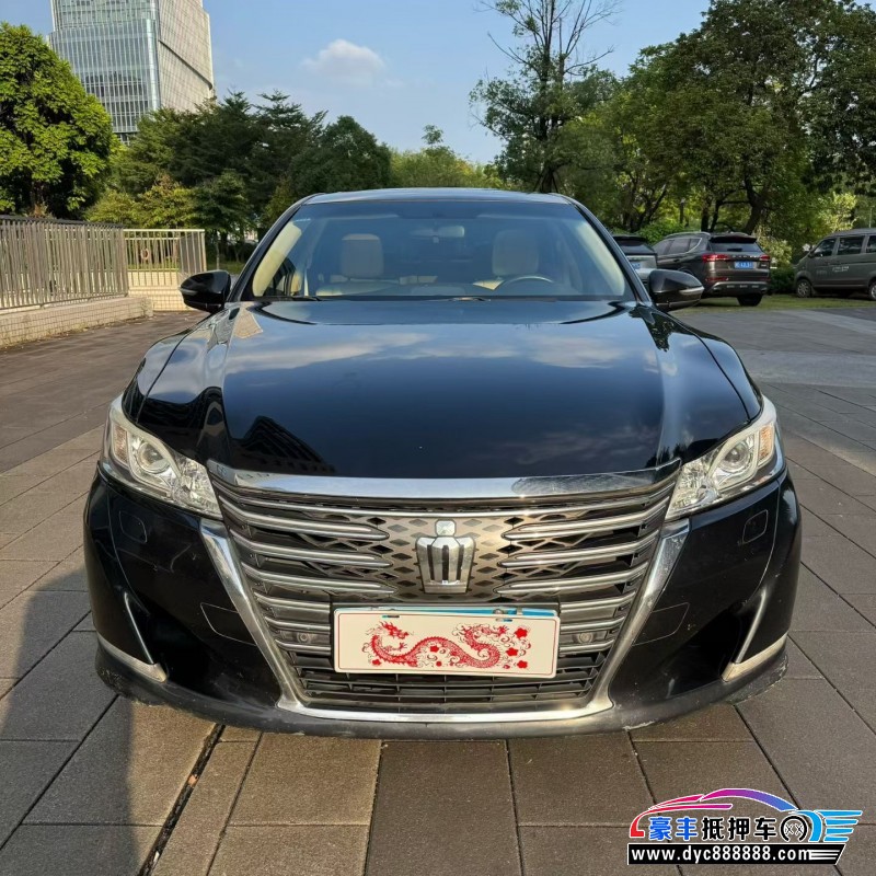抵押车出售16年丰田皇冠轿车