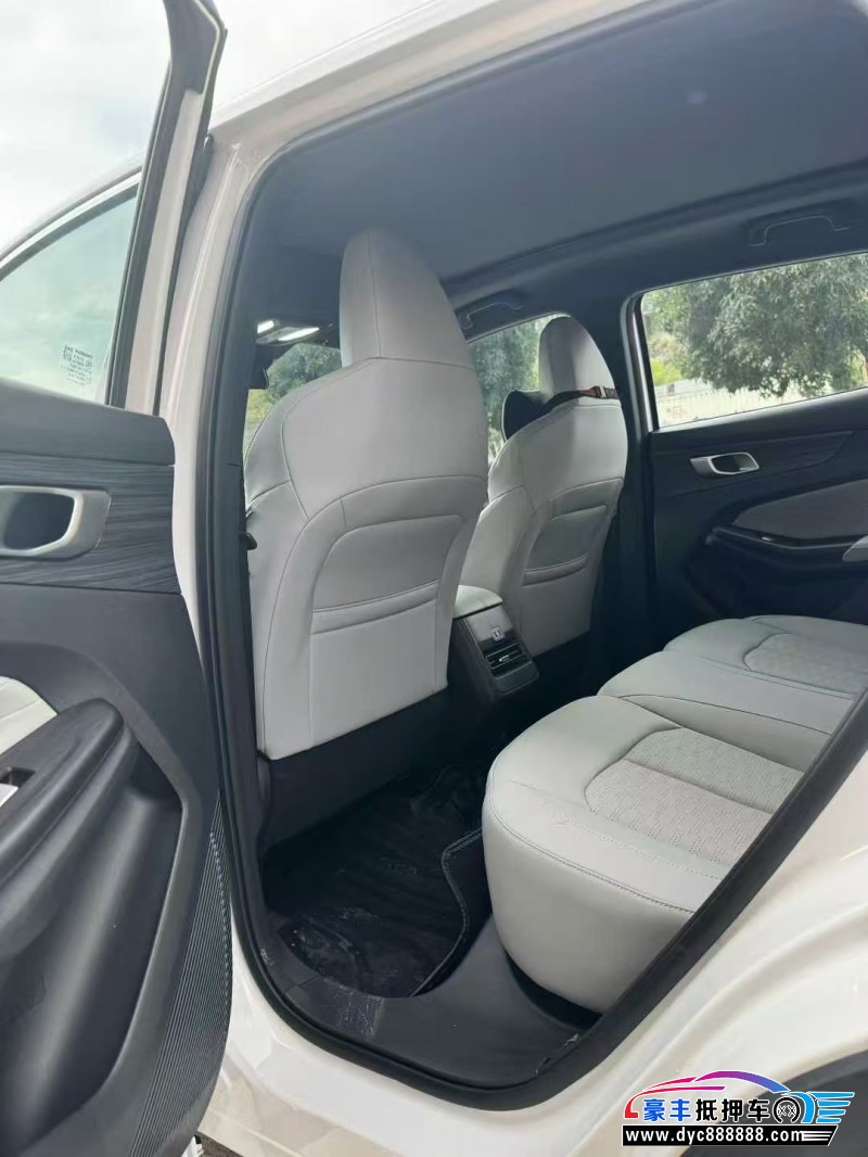 25年长安启源Q05轿车抵押车出售