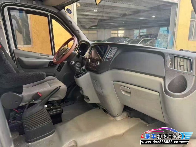 21年福田图雅诺轿车抵押车出售