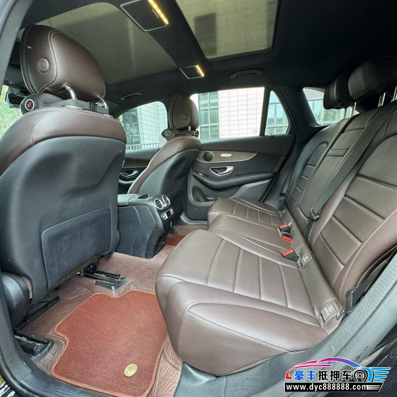 22年奔驰GLC轿车抵押车出售