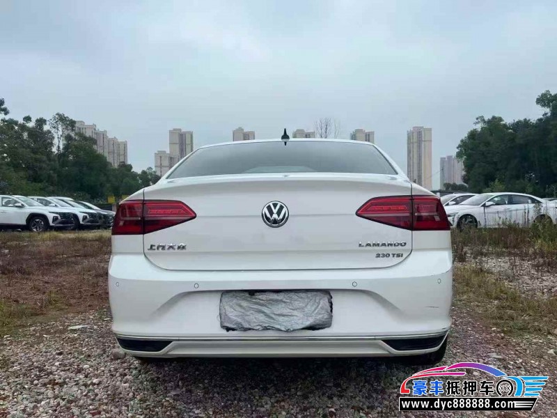 23年大众凌渡轿车抵押车出售