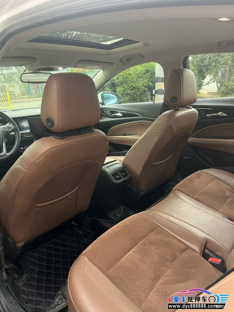 18年别克君威轿车抵押车出售