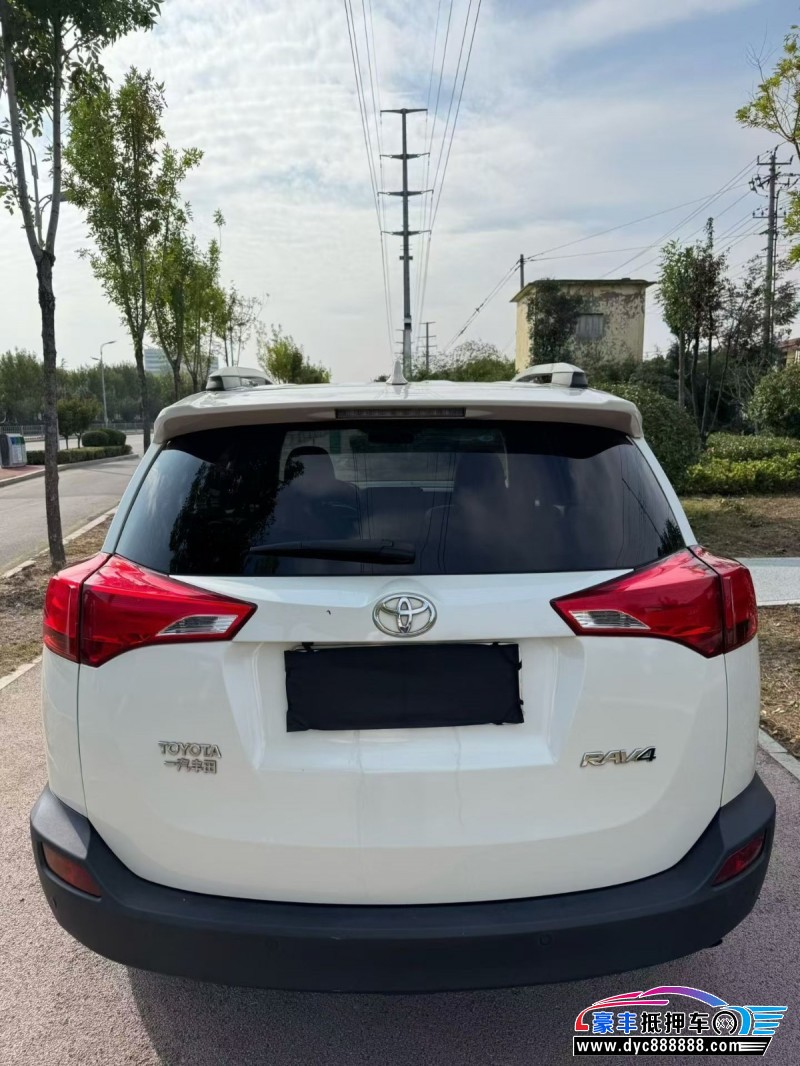 16年丰田RAV4轿车抵押车出售