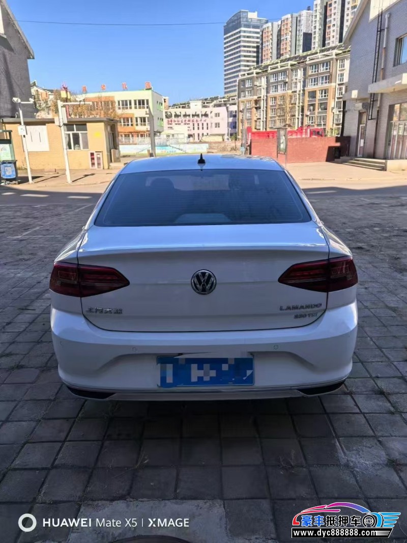 22年大众凌渡轿车抵押车出售