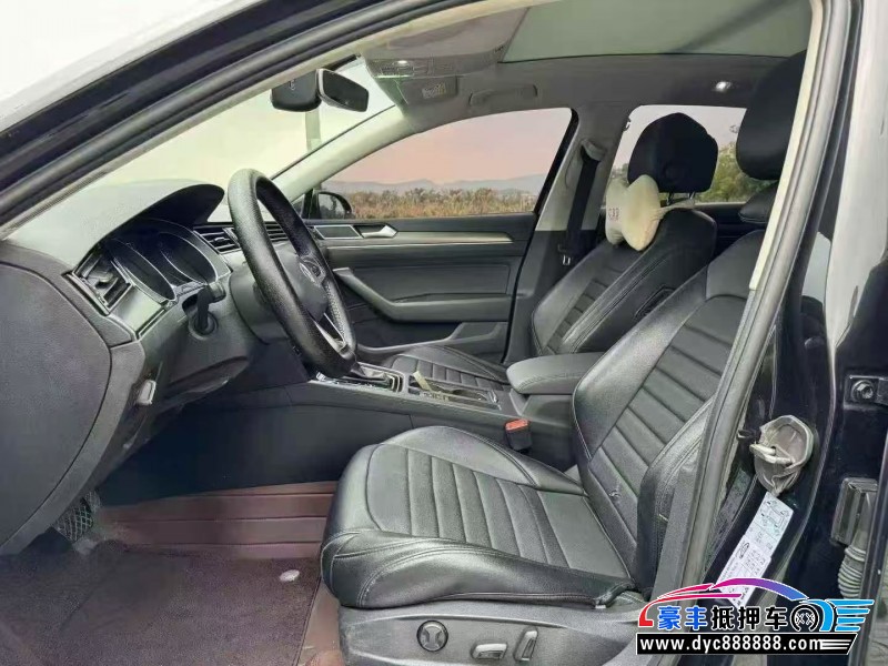 20年大众迈腾轿车抵押车出售