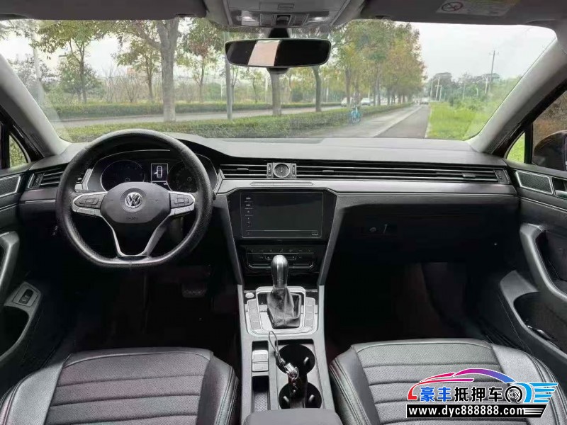 20年大众迈腾轿车抵押车出售