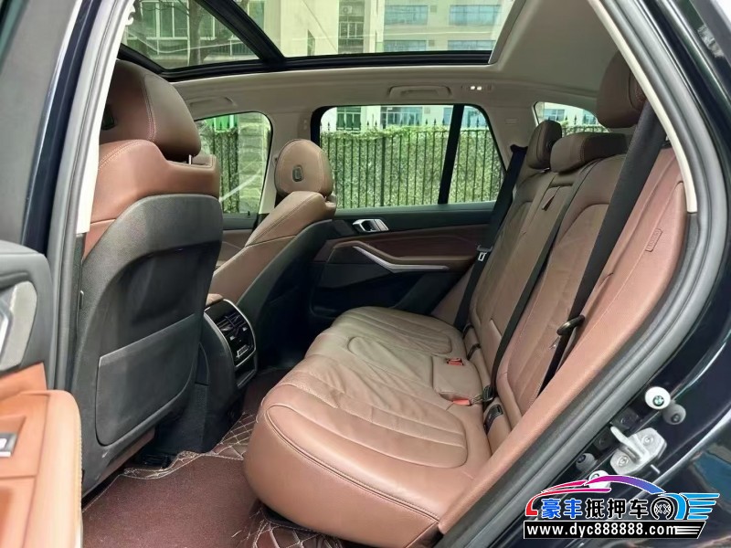 21年宝马X5轿车抵押车出售