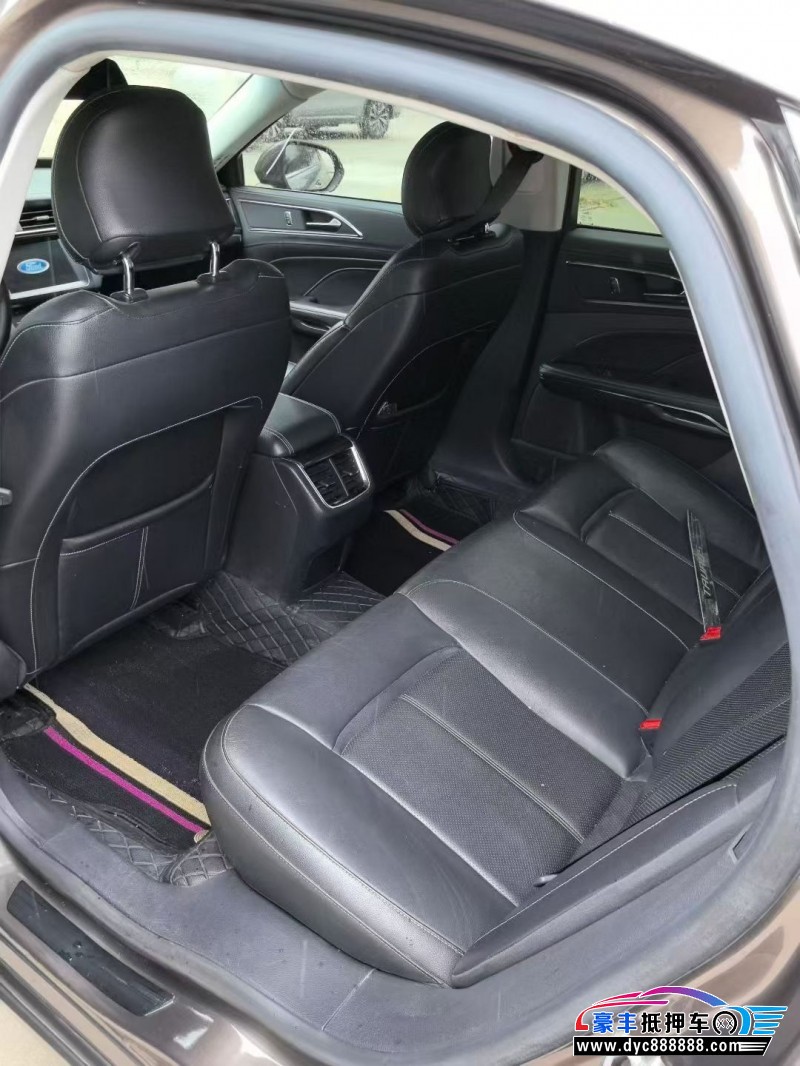 17年福特金牛座轿车抵押车出售