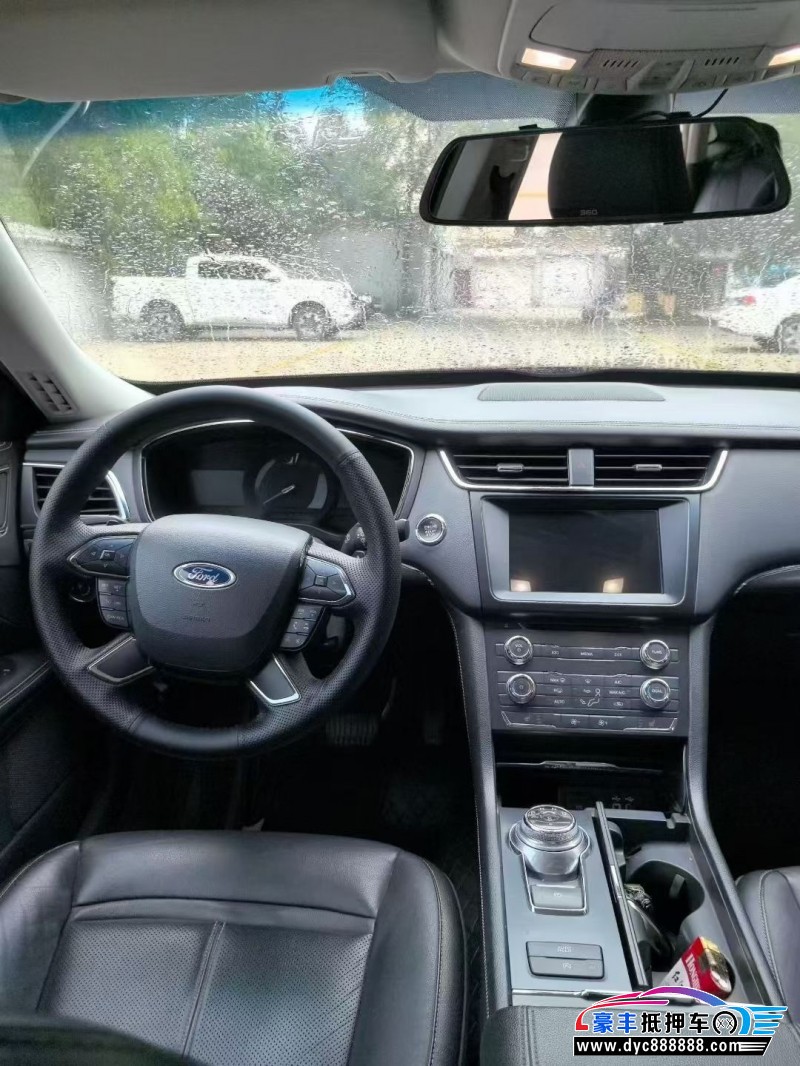 17年福特金牛座轿车抵押车出售