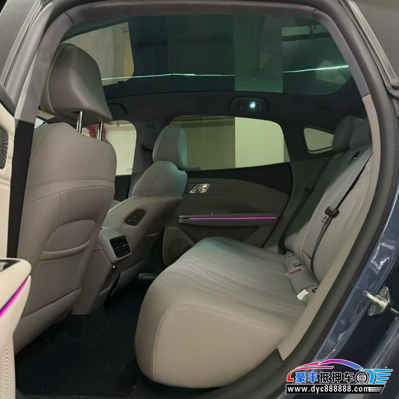 25年吉利银河轿车抵押车出售