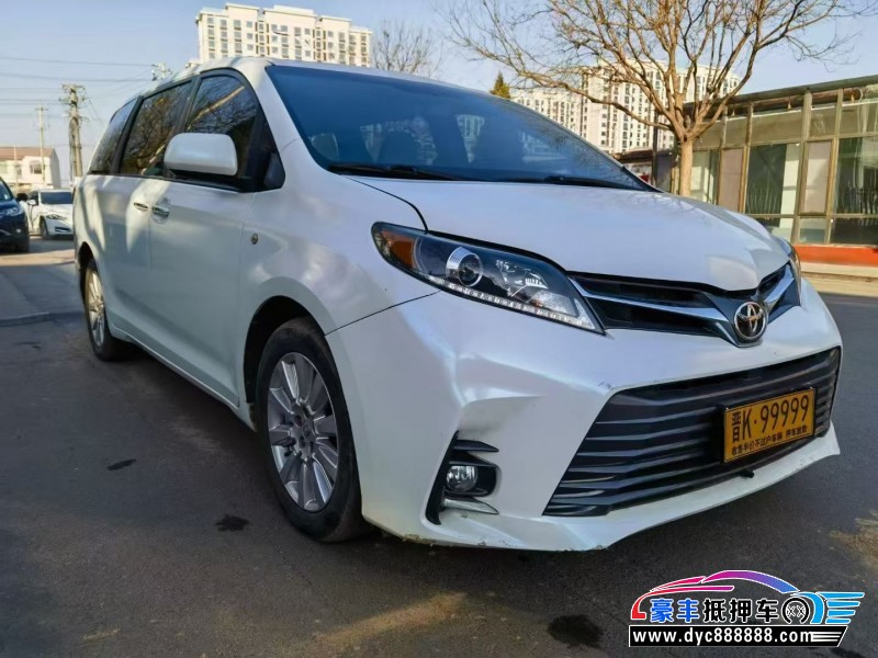 18年丰田塞纳轿车抵押车出售