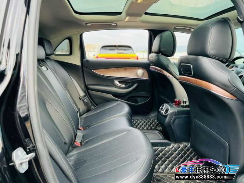 18年奔驰E轿车抵押车出售