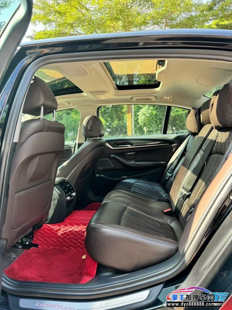 18年宝马5系轿车抵押车出售