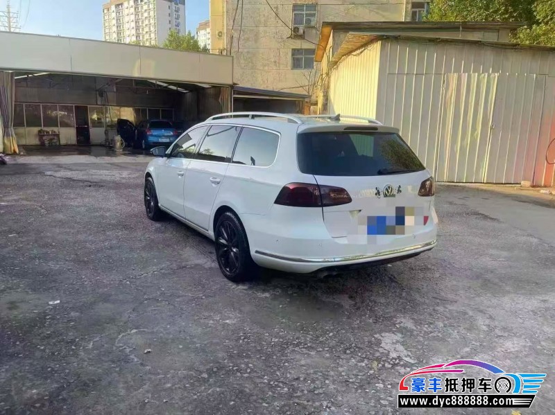 12年大众迈腾轿车抵押车出售