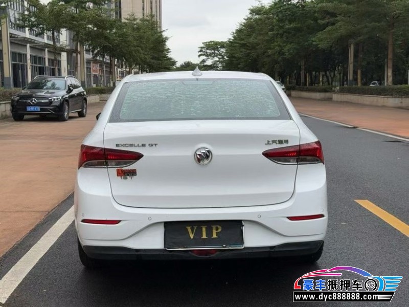 20年别克英朗轿车抵押车出售