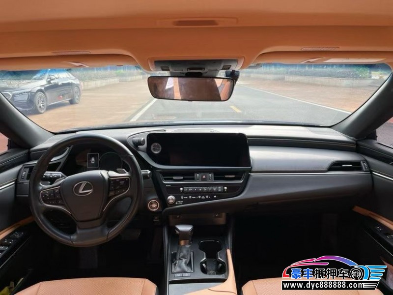 23年雷克萨斯ES轿车抵押车出售