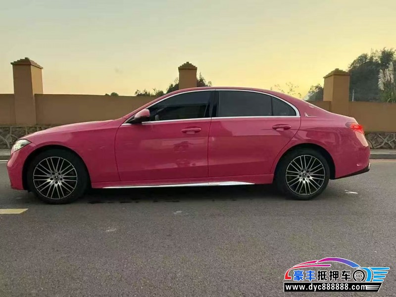 24年奔驰C轿车抵押车出售