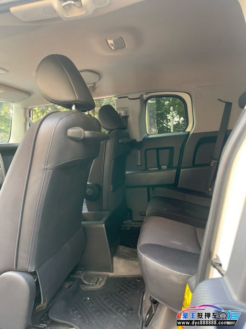 18年丰田兰德酷路泽（陆巡）轿车抵押车出售