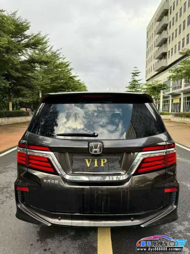 18年本田艾力绅轿车抵押车出售