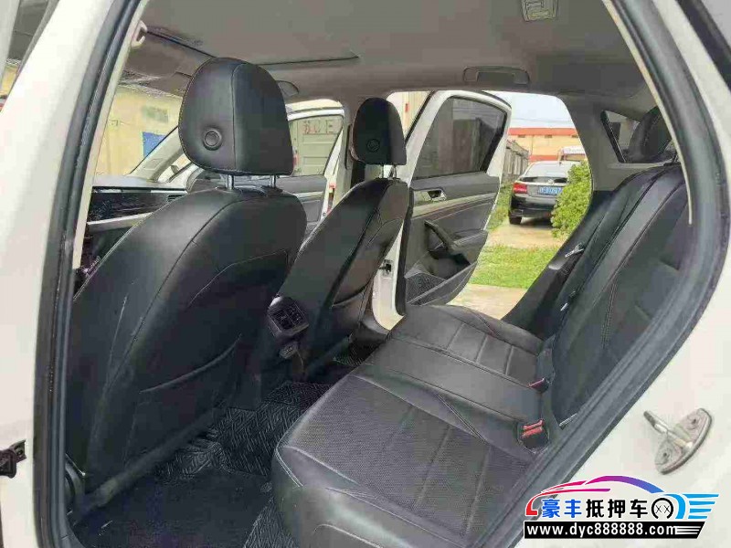 20年大众朗逸轿车抵押车出售