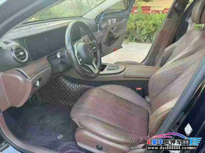 20年奔驰E轿车抵押车出售