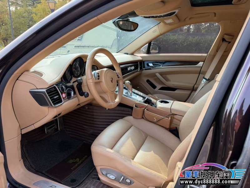 15年保时捷帕纳梅拉轿车抵押车出售