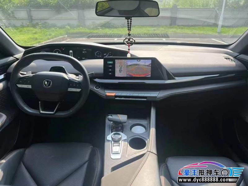 22年长安长安UNI轿车抵押车出售