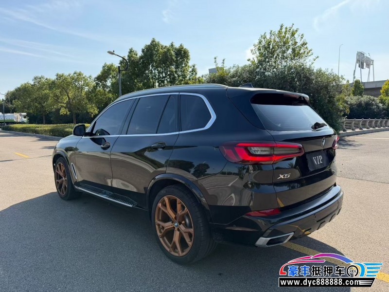 20年宝马X5轿车抵押车出售