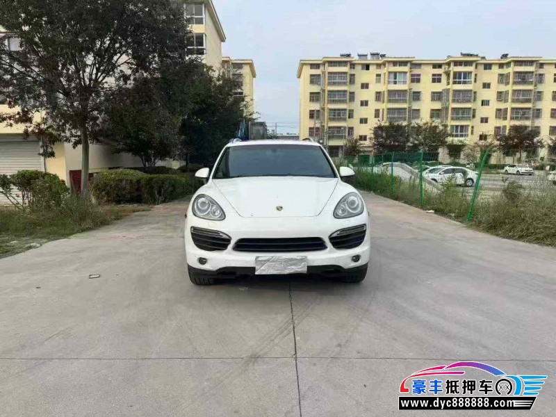 14年保时捷卡宴轿车抵押车出售