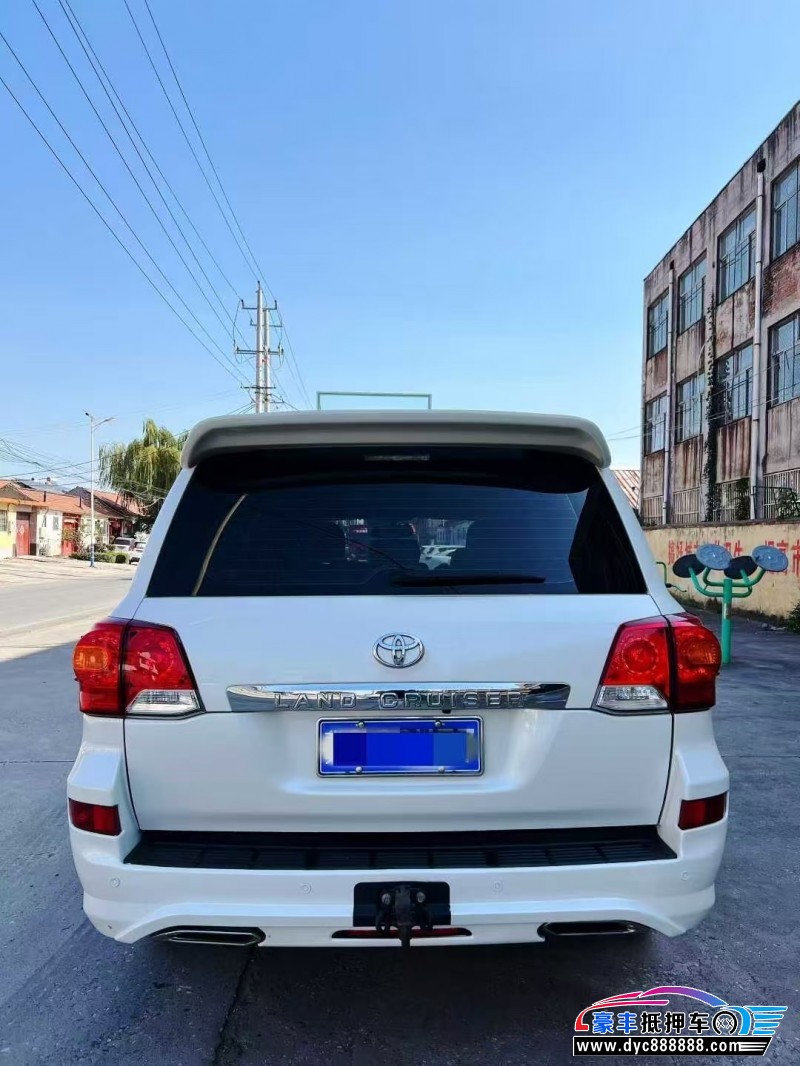 15年丰田兰德酷路泽（陆巡）轿车抵押车出售