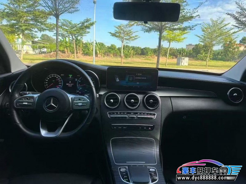 20年奔驰C轿车抵押车出售