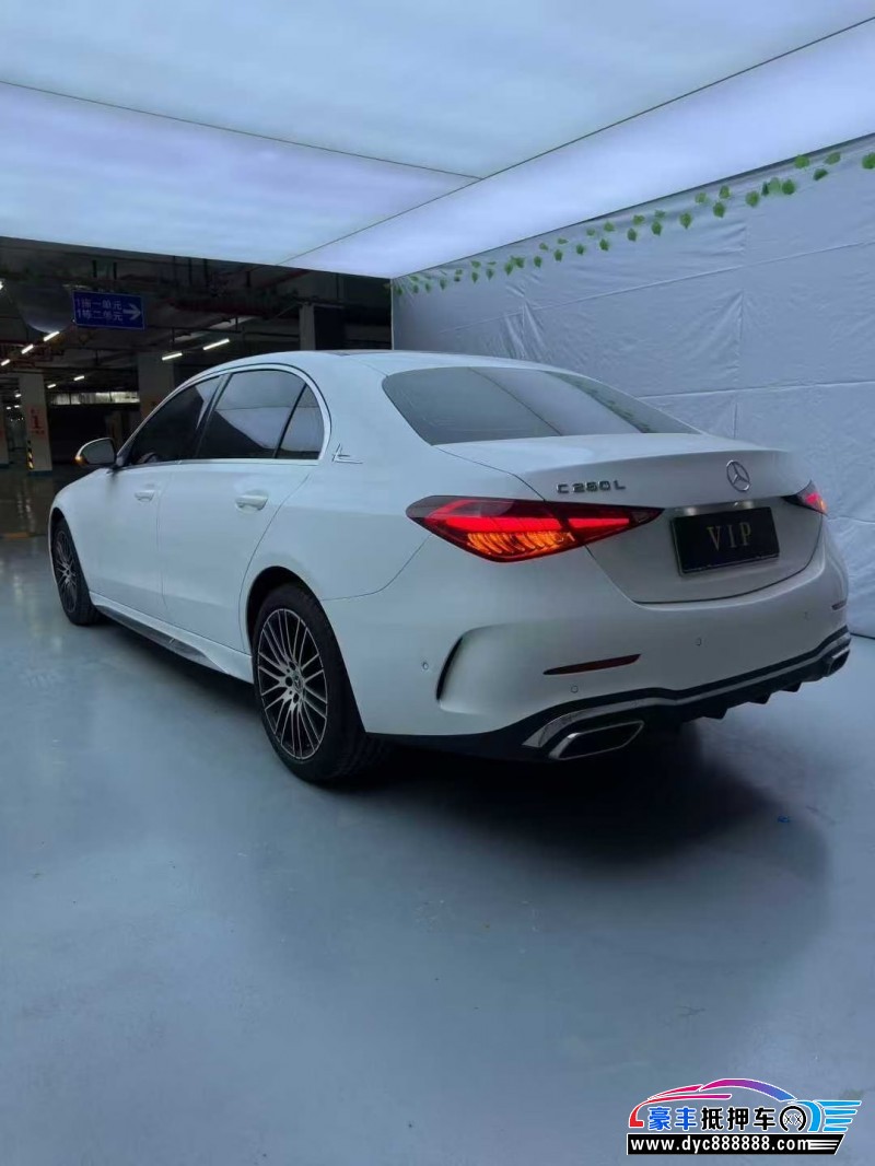 23年奔驰C轿车抵押车出售