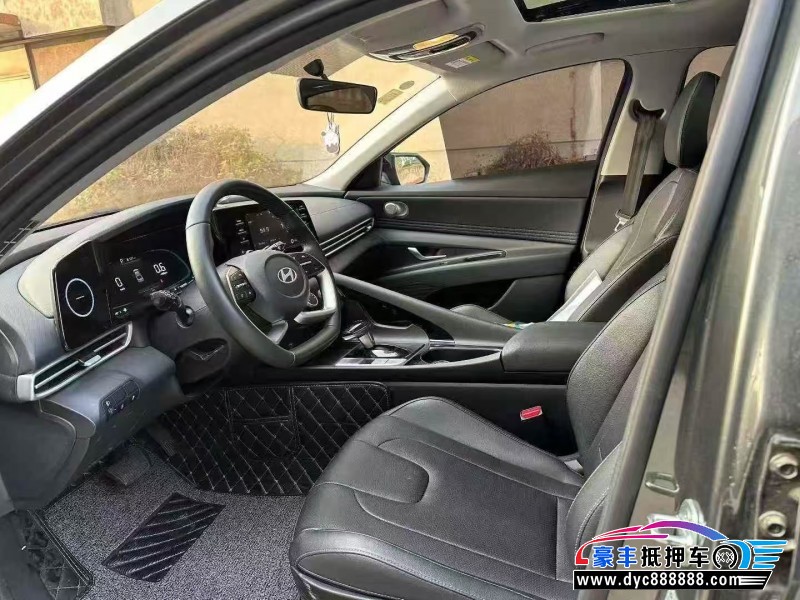 24年现代伊兰特轿车抵押车出售