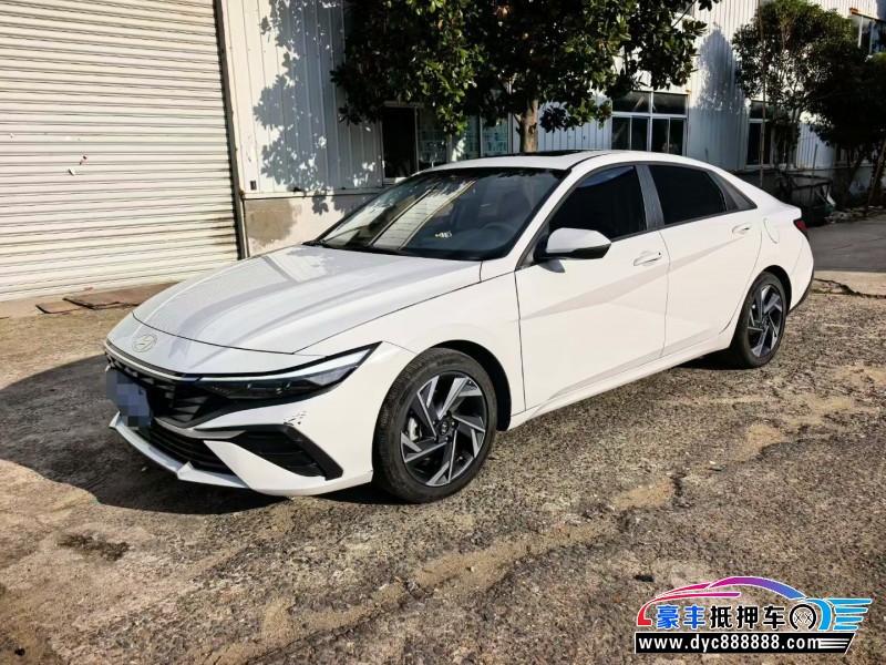 25年现代伊兰特轿车抵押车出售