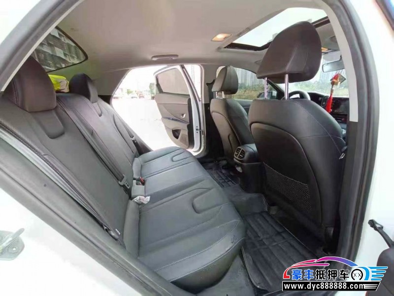 24年现代伊兰特轿车抵押车出售