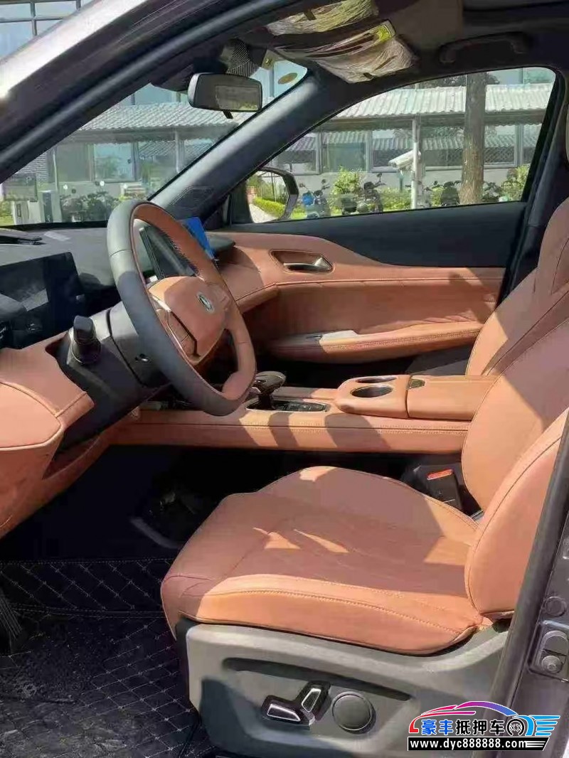 25年长安长安UNI轿车抵押车出售