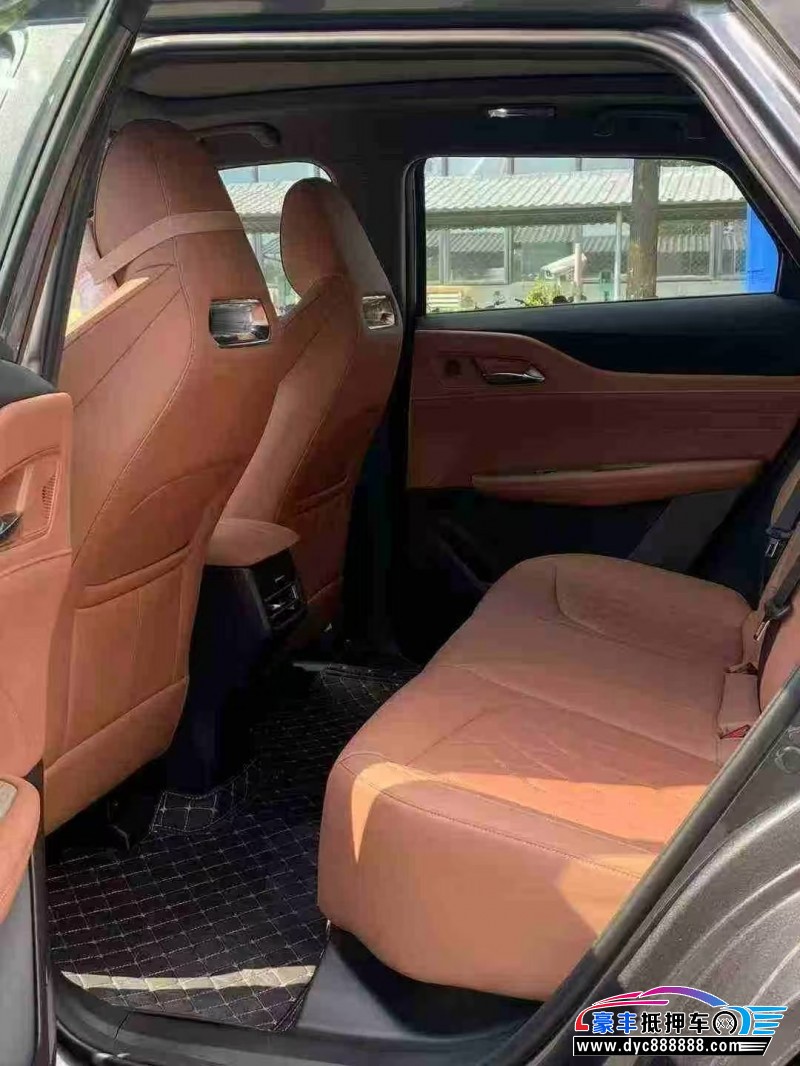 25年长安长安UNI轿车抵押车出售