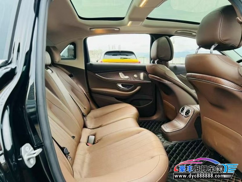 21年奔驰E轿车抵押车出售