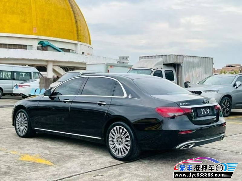 21年奔驰E轿车抵押车出售