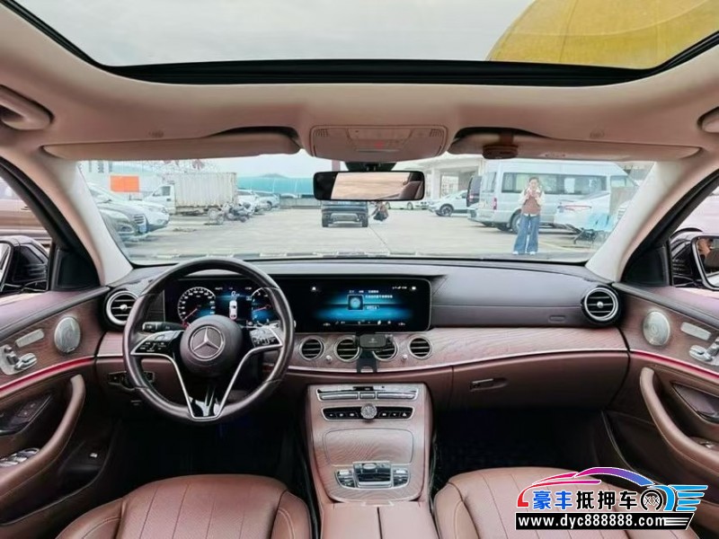 21年奔驰E轿车抵押车出售