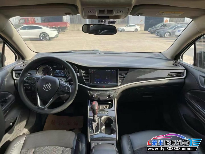 17年别克威朗轿车抵押车出售