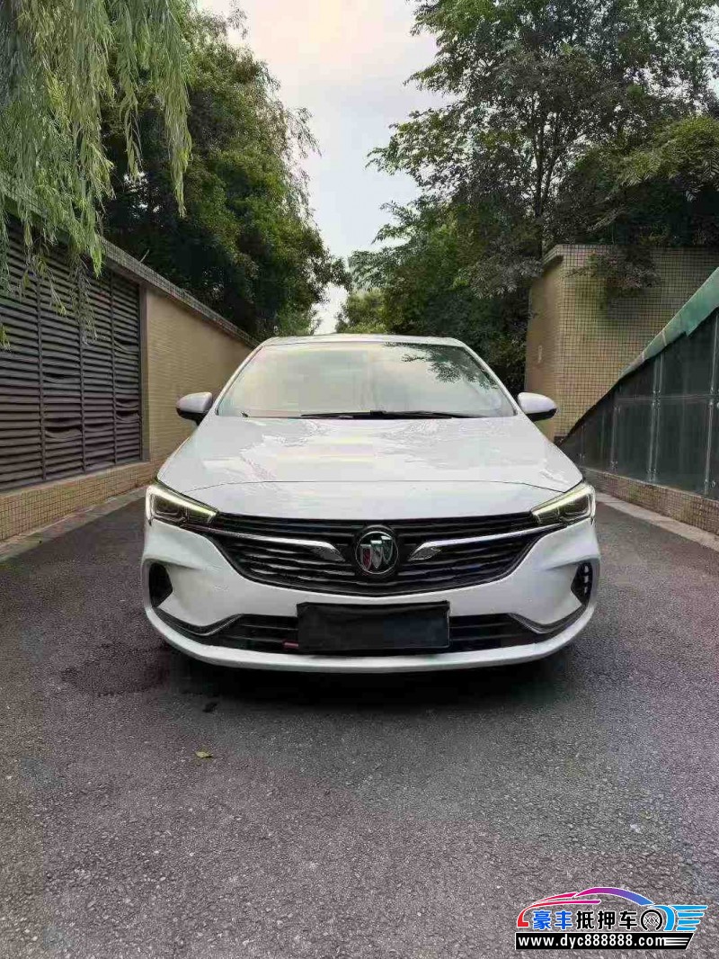 20年别克威朗轿车抵押车出售