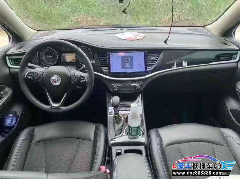 17年别克威朗轿车抵押车出售