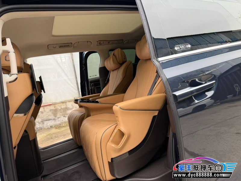 25年腾势D9轿车抵押车出售