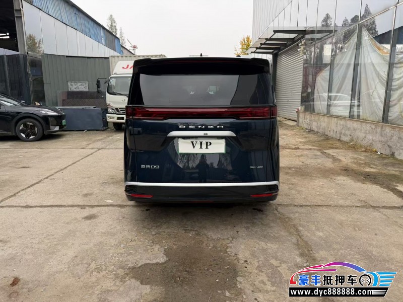 25年腾势D9轿车抵押车出售