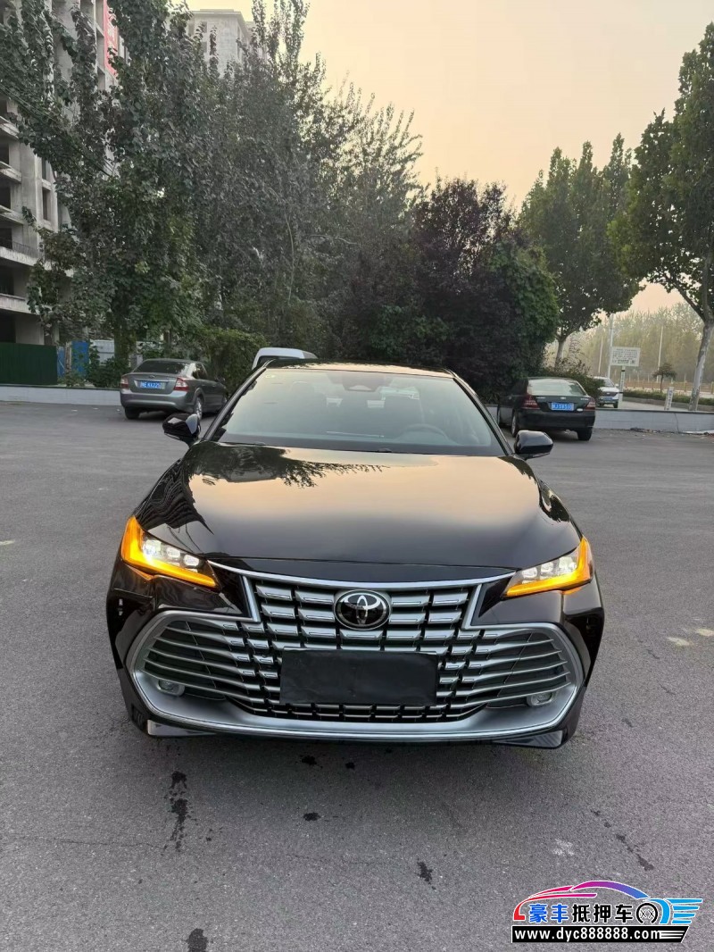 25年丰田亚洲龙轿车抵押车出售