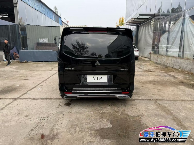 24年奔驰威霆轿车抵押车出售